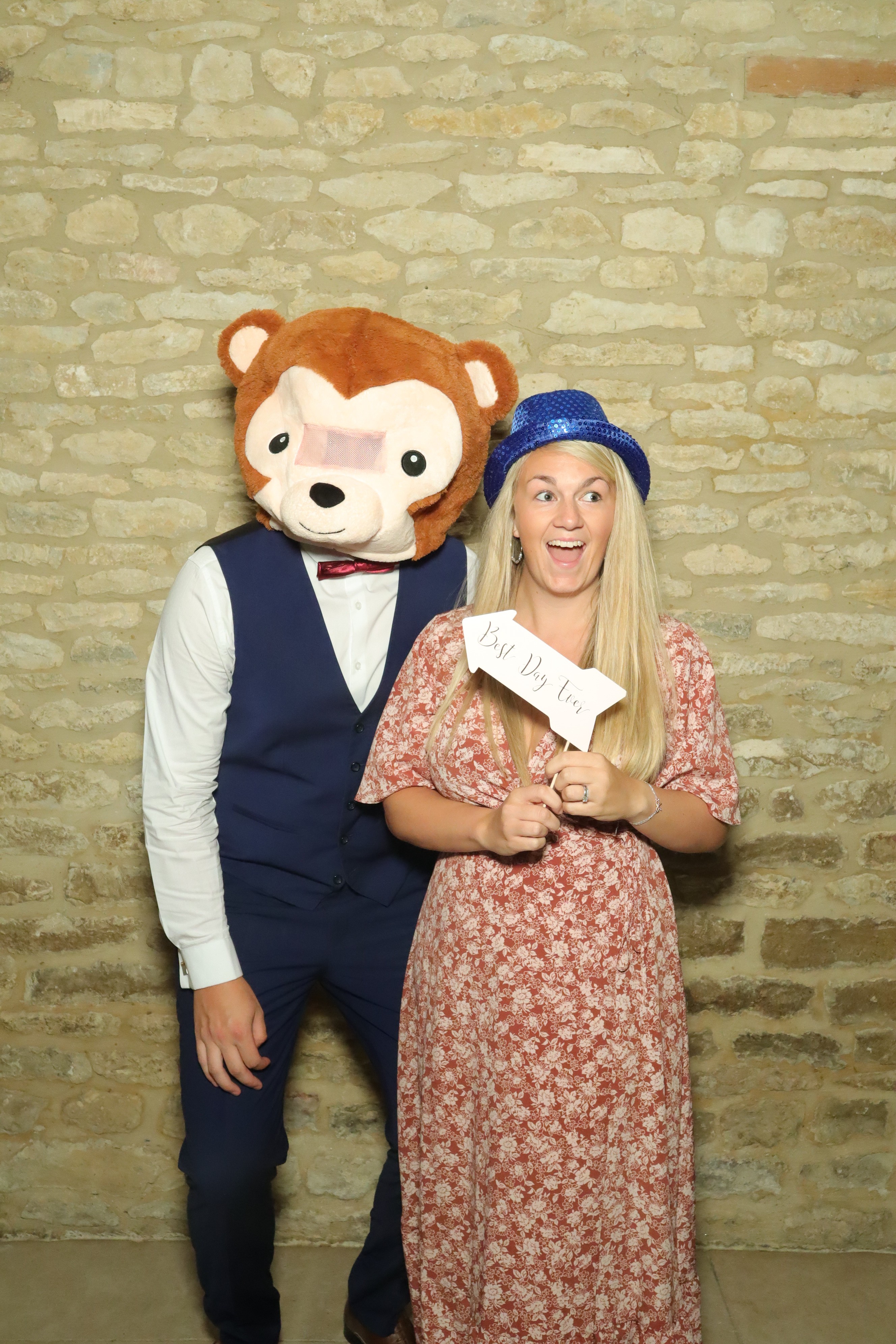 Natalie & Jack’s Wedding | View more photos from the event at gallery.myphotoboothexperience.co.uk/u/MyPhotoBoothExperienceLtd/Natalie-Jack’s-Wedding